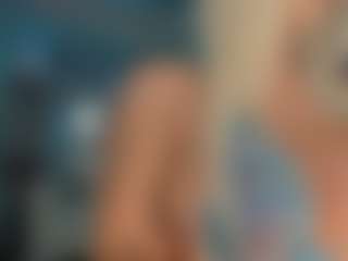 adrianna777's Live Sex Cam Show