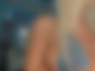 adrianna777's Live Sex Cam Show