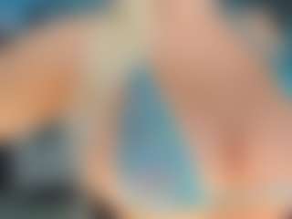 adrianna777's Live Sex Cam Show