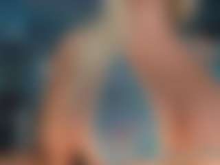 adrianna777's Live Sex Cam Show