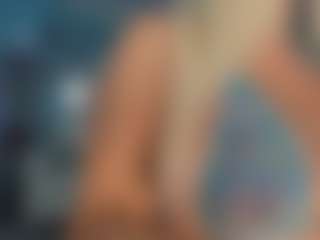 adrianna777's Live Sex Cam Show