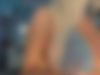 adrianna777's Live Sex Cam Show