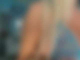 adrianna777's Live Sex Cam Show