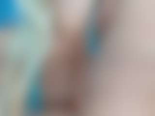 adrianna777's Live Sex Cam Show