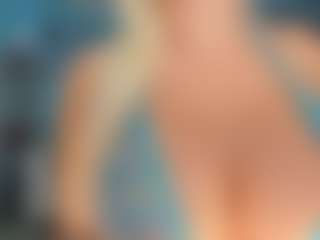 adrianna777's Live Sex Cam Show