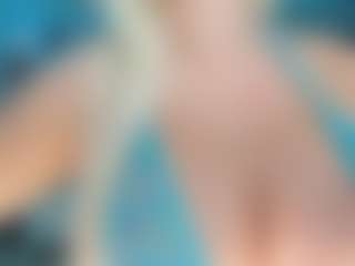 adrianna777's Live Sex Cam Show