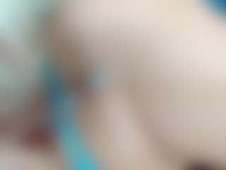 adrianna777's Live Sex Cam Show