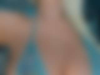 adrianna777's Live Sex Cam Show