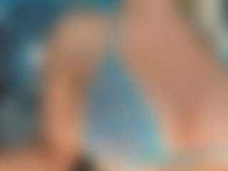 adrianna777's Live Sex Cam Show