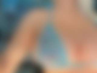 adrianna777's Live Sex Cam Show