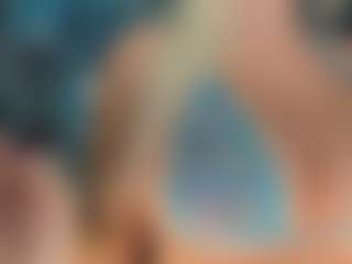 adrianna777's Live Sex Cam Show
