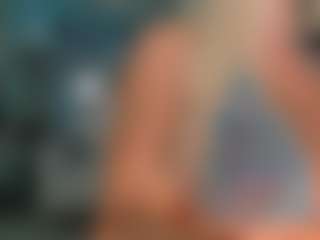 adrianna777's Live Sex Cam Show
