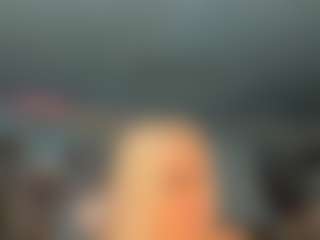 adrianna777's Live Sex Cam Show