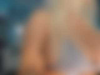 adrianna777's Live Sex Cam Show