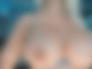 adrianna777's Live Sex Cam Show