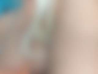adrianna777's Live Sex Cam Show