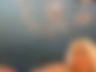 adrianna777's Live Sex Cam Show