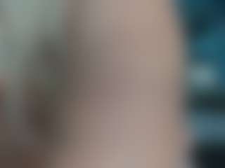 adrianna777's Live Sex Cam Show