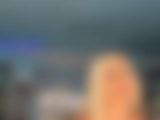 adrianna777's Live Sex Cam Show