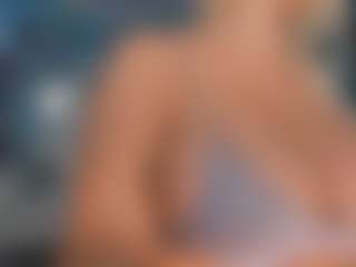 adrianna777's Live Sex Cam Show