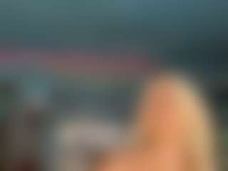 adrianna777's Live Sex Cam Show