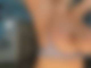adrianna777's Live Sex Cam Show