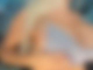adrianna777's Live Sex Cam Show