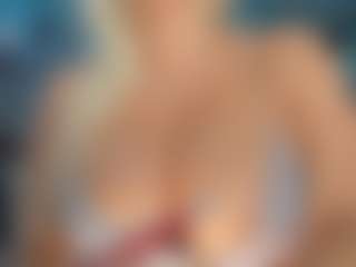 adrianna777's Live Sex Cam Show