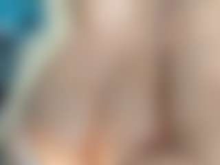 adrianna777's Live Sex Cam Show