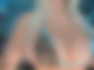 adrianna777's Live Sex Cam Show