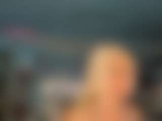 adrianna777's Live Sex Cam Show