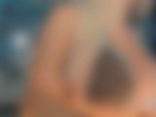adrianna777's Live Sex Cam Show
