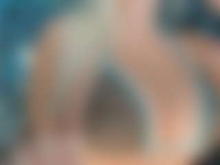 adrianna777's Live Sex Cam Show