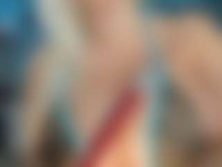 adrianna777's Live Sex Cam Show