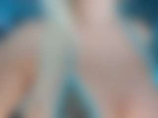 adrianna777's Live Sex Cam Show