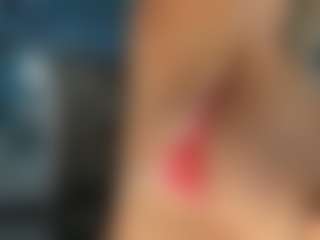adrianna777's Live Sex Cam Show