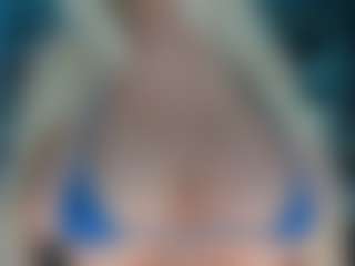 adrianna777's Live Sex Cam Show