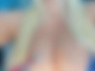 adrianna777's Live Sex Cam Show
