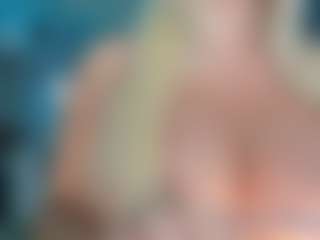 adrianna777's Live Sex Cam Show
