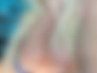 adrianna777's Live Sex Cam Show