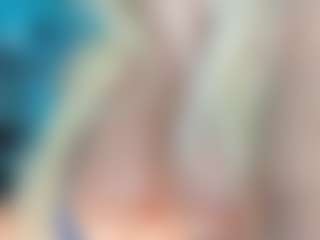adrianna777's Live Sex Cam Show