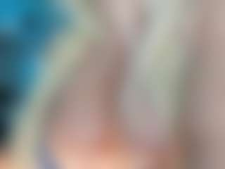 adrianna777's Live Sex Cam Show