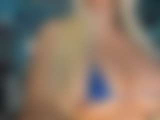 adrianna777's Live Sex Cam Show