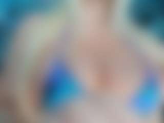 adrianna777's Live Sex Cam Show
