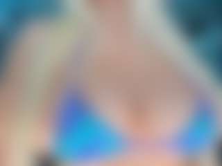 adrianna777's Live Sex Cam Show