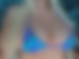 adrianna777's Live Sex Cam Show