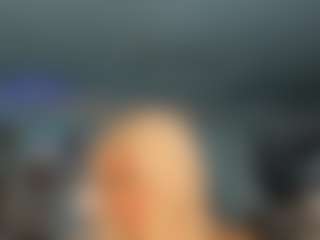 adrianna777's Live Sex Cam Show