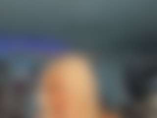 adrianna777's Live Sex Cam Show