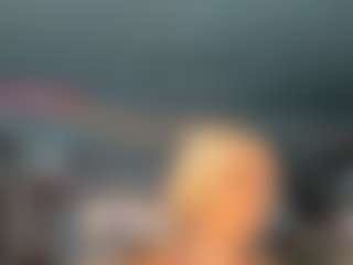 adrianna777's Live Sex Cam Show