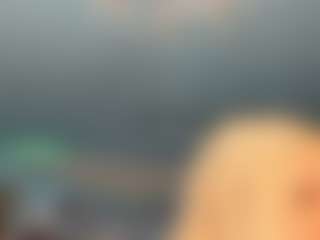adrianna777's Live Sex Cam Show